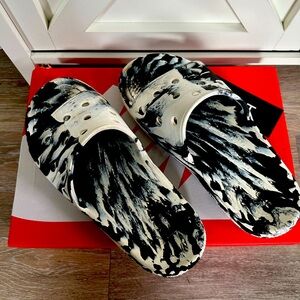 Men’s black and white crocks, size 8 used